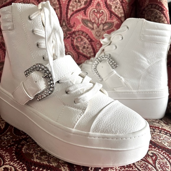 Gianni Bini Shoes Gianni Bini Boots Stunning And Stylish In A Most